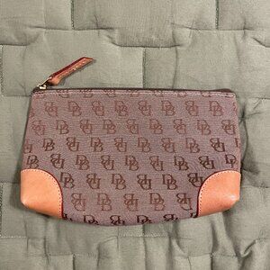 Dooney & Bourke, Zipper Pouch